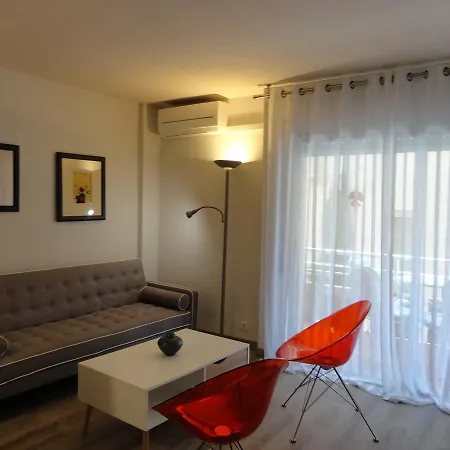 Metropol Apartment